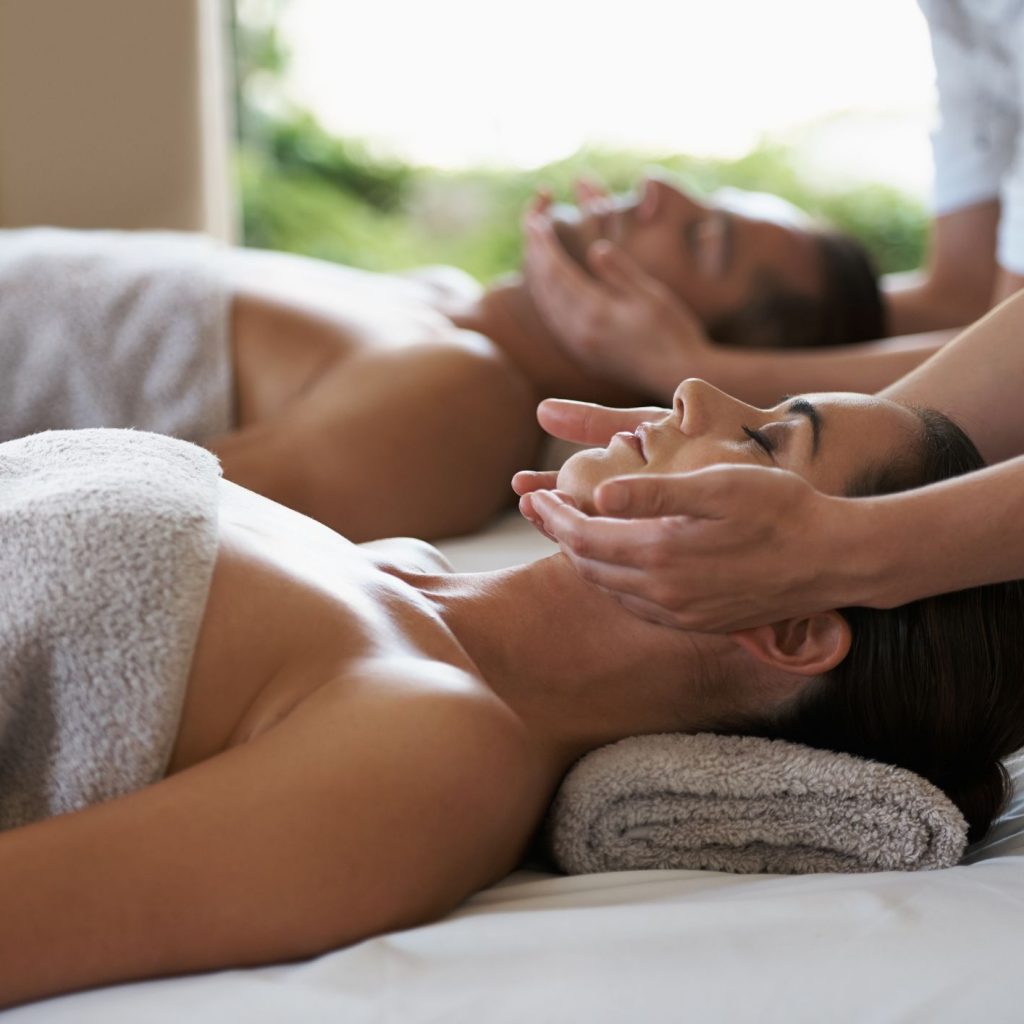 Enjoy A Massage And The Many Benefits It Offers Enjoy A Massage And The Many Benefits It Offers