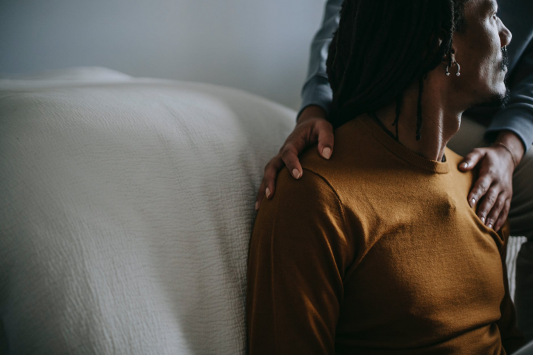 6 Things to Do to Help Someone Suffering From an Anxiety Attack